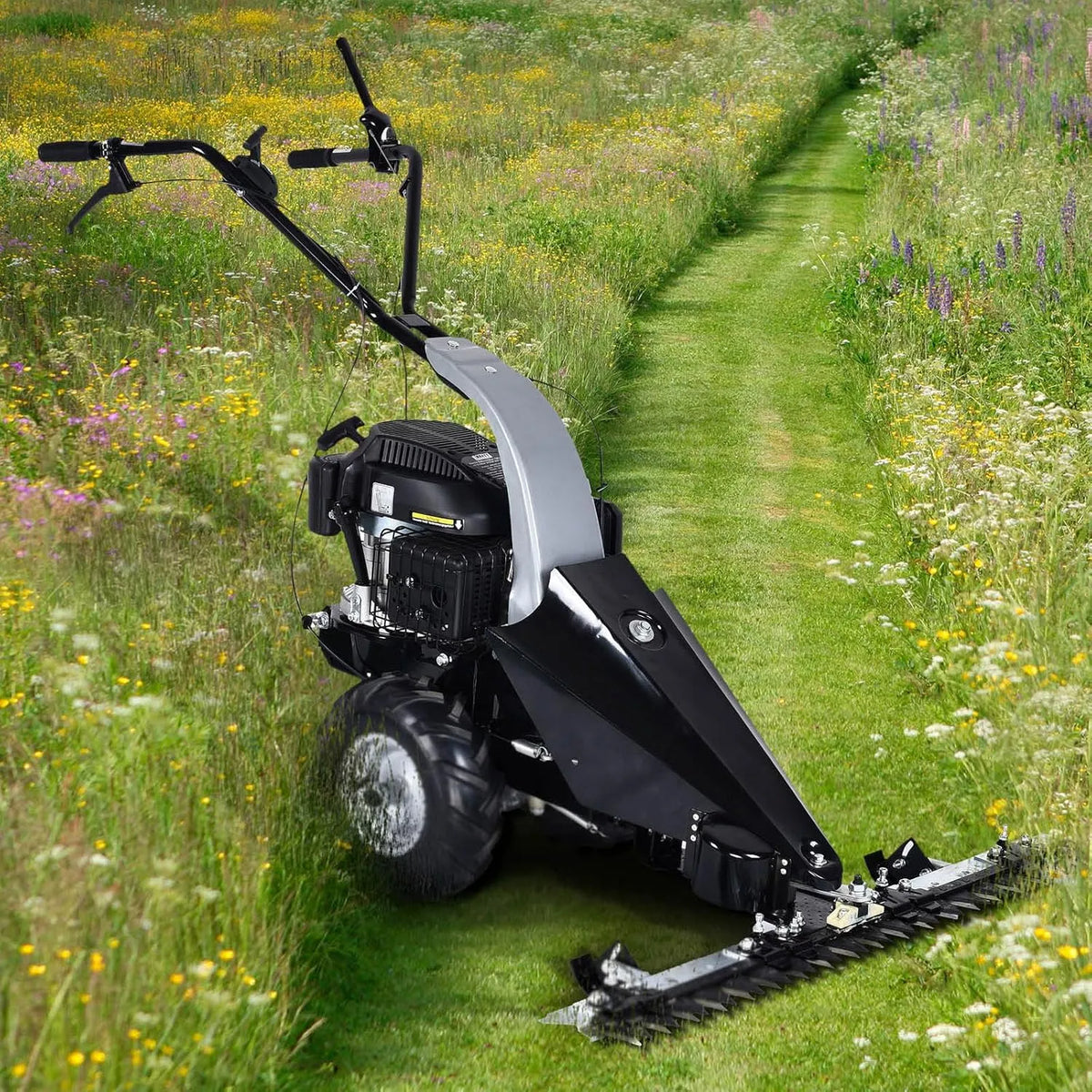 Rasenmäher: 97cm, 3,5kW, 4,8PS, für die Gartenpflege